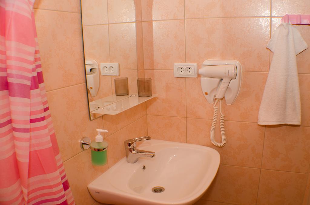 Dream Mini Hostel Kharkiv Eksteriør billede